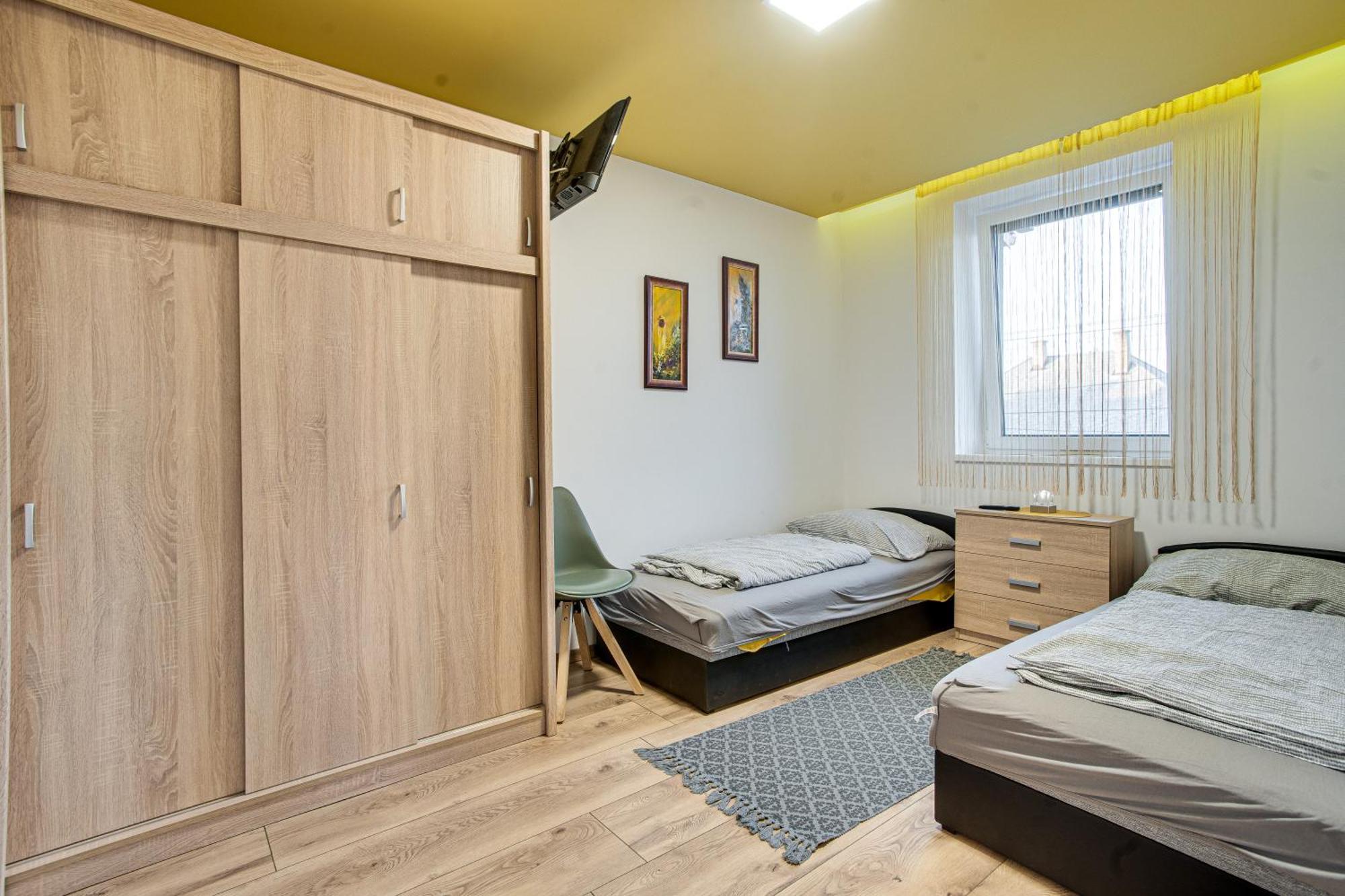 Magdi Vendeghaz A-B Appartement Celldömölk Buitenkant foto