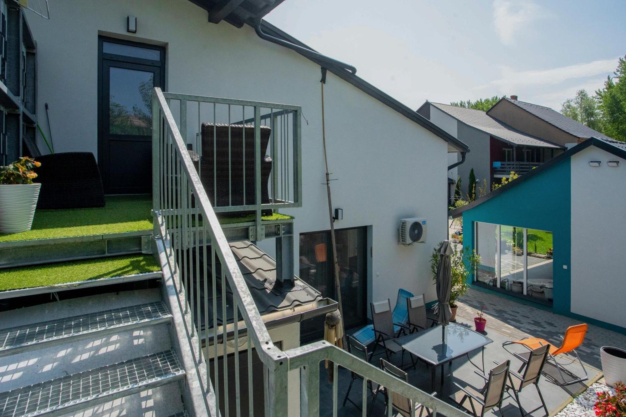 Magdi Vendeghaz A-B Appartement Celldömölk Buitenkant foto