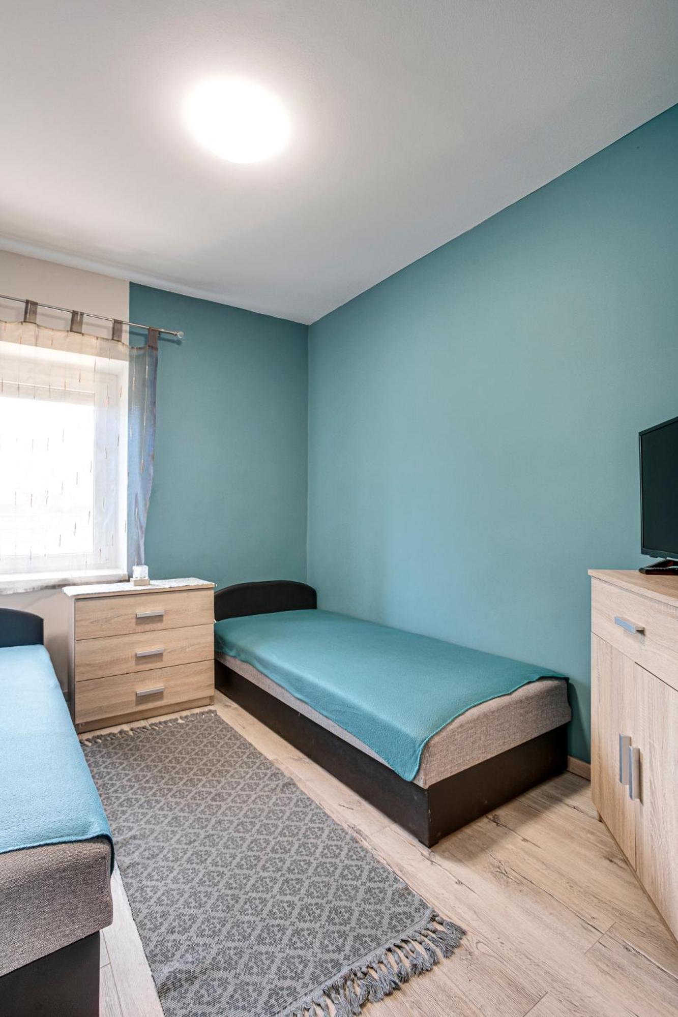 Magdi Vendeghaz A-B Appartement Celldömölk Buitenkant foto