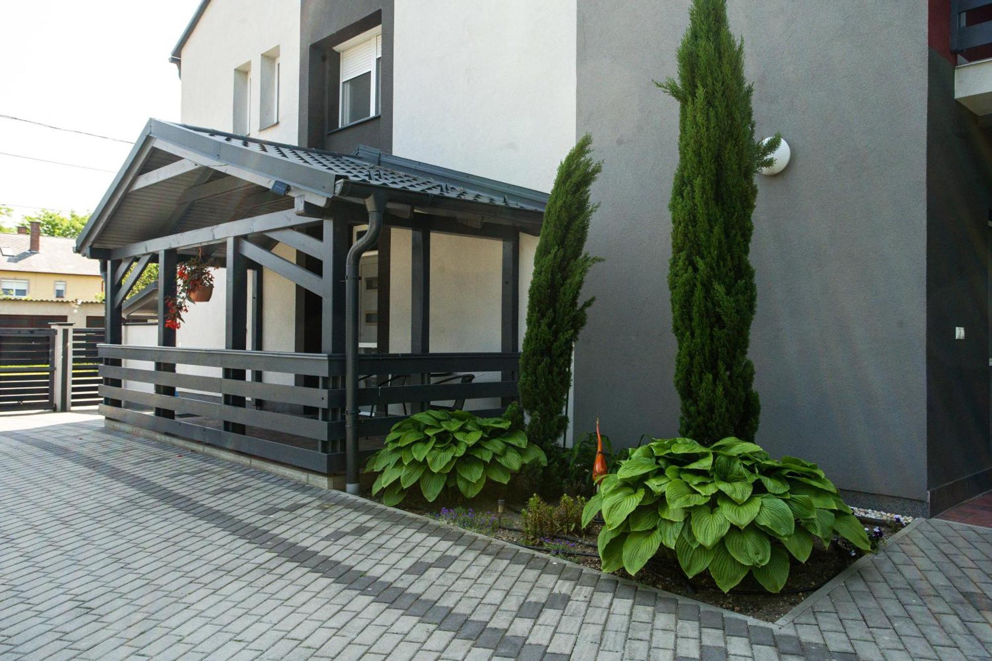 Magdi Vendeghaz A-B Appartement Celldömölk Buitenkant foto