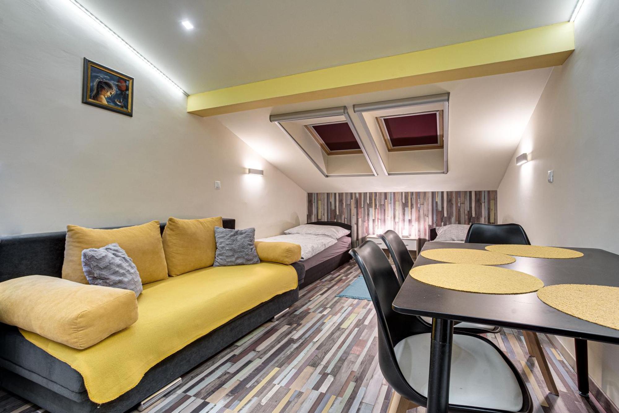 Magdi Vendeghaz A-B Appartement Celldömölk Buitenkant foto